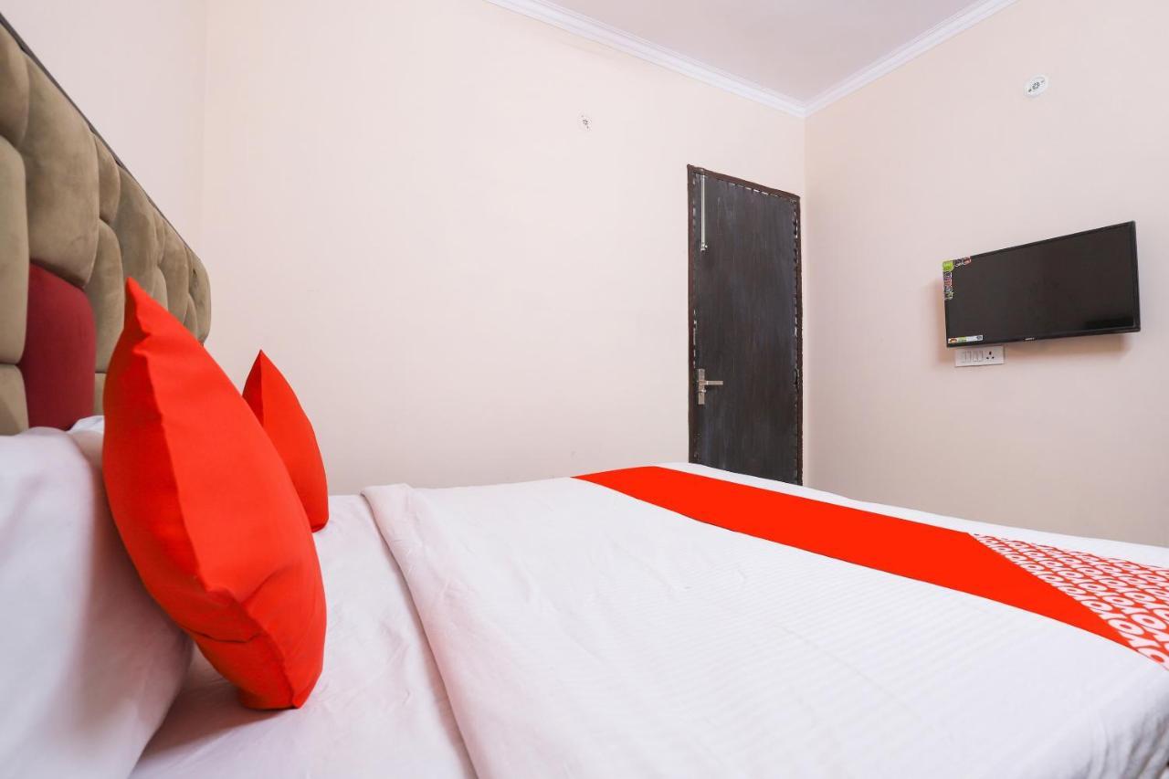 Oyo 77819 Shahdara Inn Nowe Delhi Zewnętrze zdjęcie