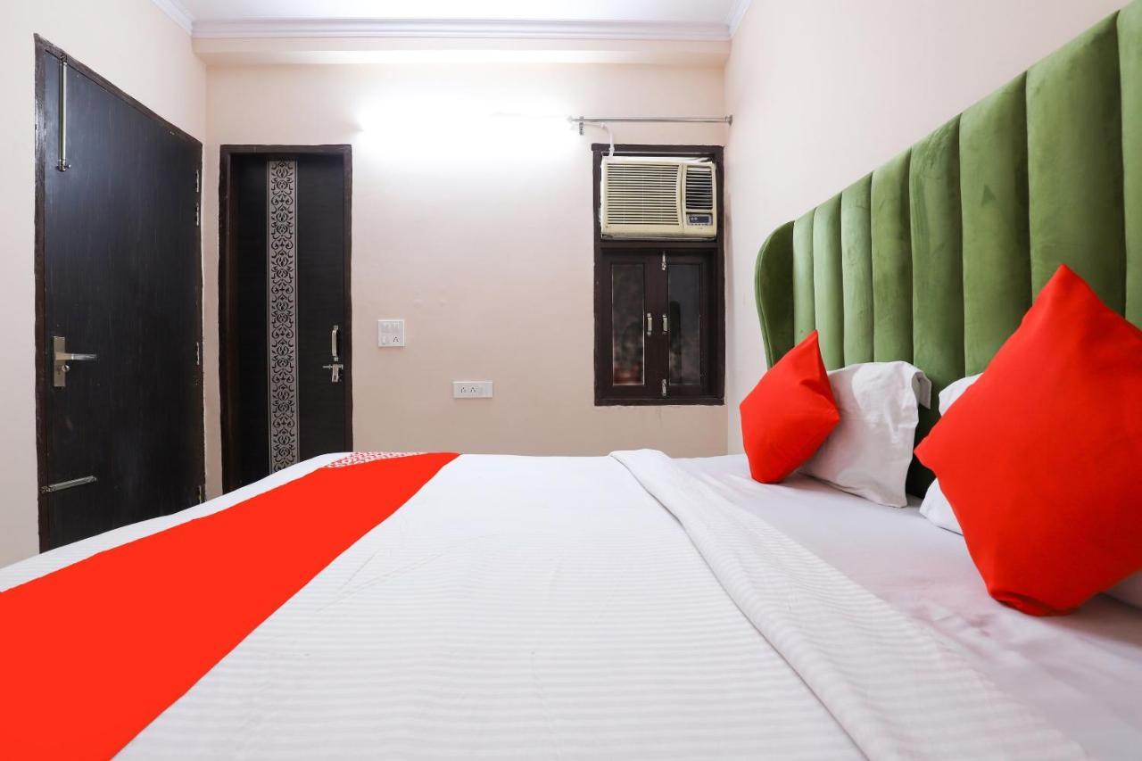 Oyo 77819 Shahdara Inn Nowe Delhi Zewnętrze zdjęcie