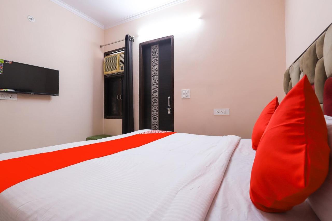Oyo 77819 Shahdara Inn Nowe Delhi Zewnętrze zdjęcie