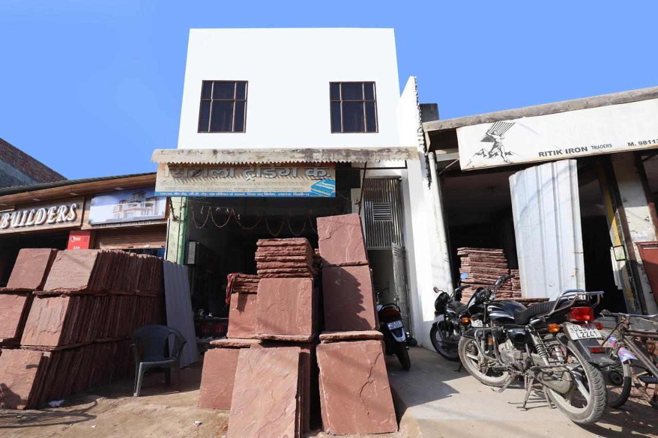 Oyo 77819 Shahdara Inn Nowe Delhi Zewnętrze zdjęcie