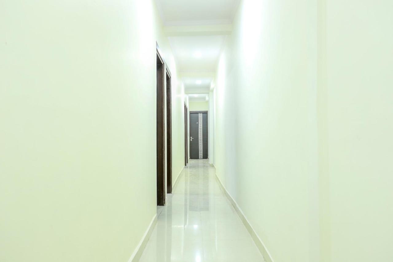 Oyo 77819 Shahdara Inn Nowe Delhi Zewnętrze zdjęcie